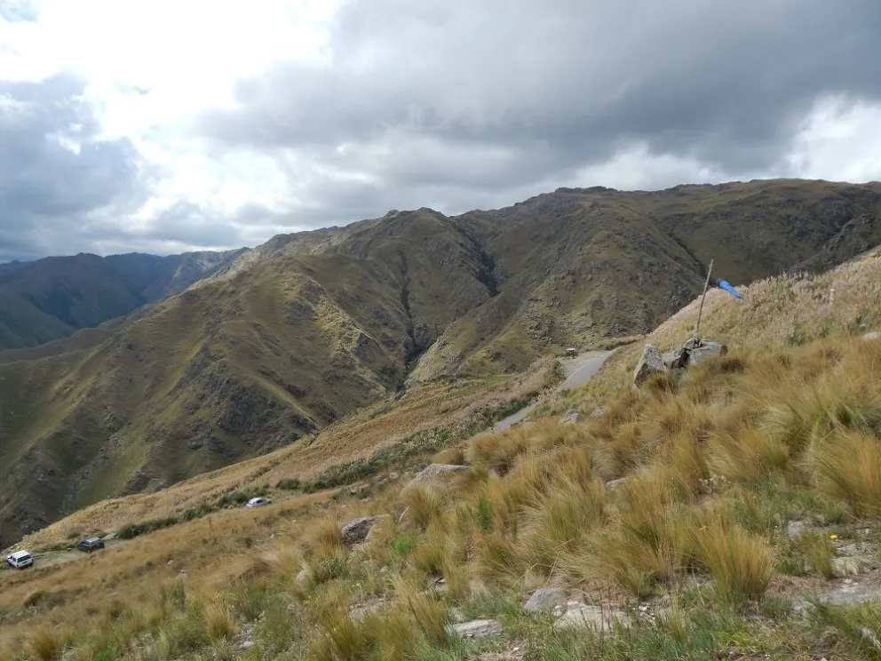 "La mole azulada" de las sierras de los Comechingones en la cueca inmortal de "Caminito del Norte".