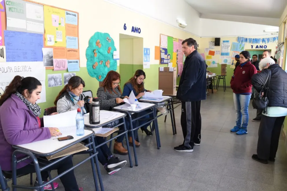 Como es habitual en la jornada posterior a una elección, se realizarán tareas de limpieza y organización en las escuelas de San Luis que participarán del proceso electoral provincial previsto para el próximo domingo 11 de mayo, 