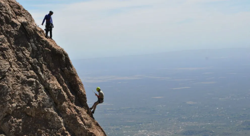 Villa de Merlo se destaca en la revista Weekend