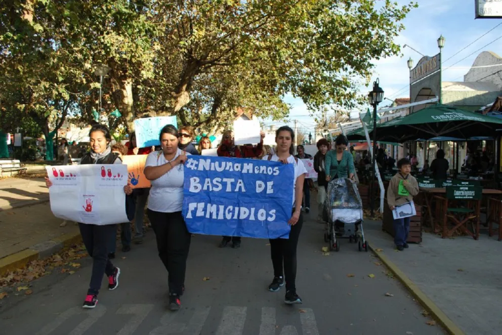 A diez años del primer #NiUnaMenos se registraron 2.590 femicidios. En Villa de Merlo se concentrarán a las 16, en Plaza Sobremonte.