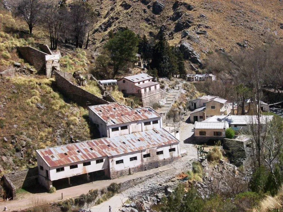 Cerro Áspero: un pueblo escondido y una mina olvidada en el corazón de las sierras