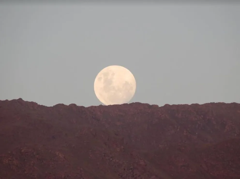 Cómo y cuándo se podrá ver la primera Superluna del año