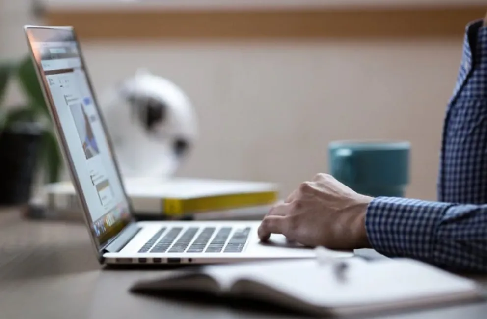 Los jubilados ya pueden tener internet gratis en casa: cómo hay que hacer para pedirlo