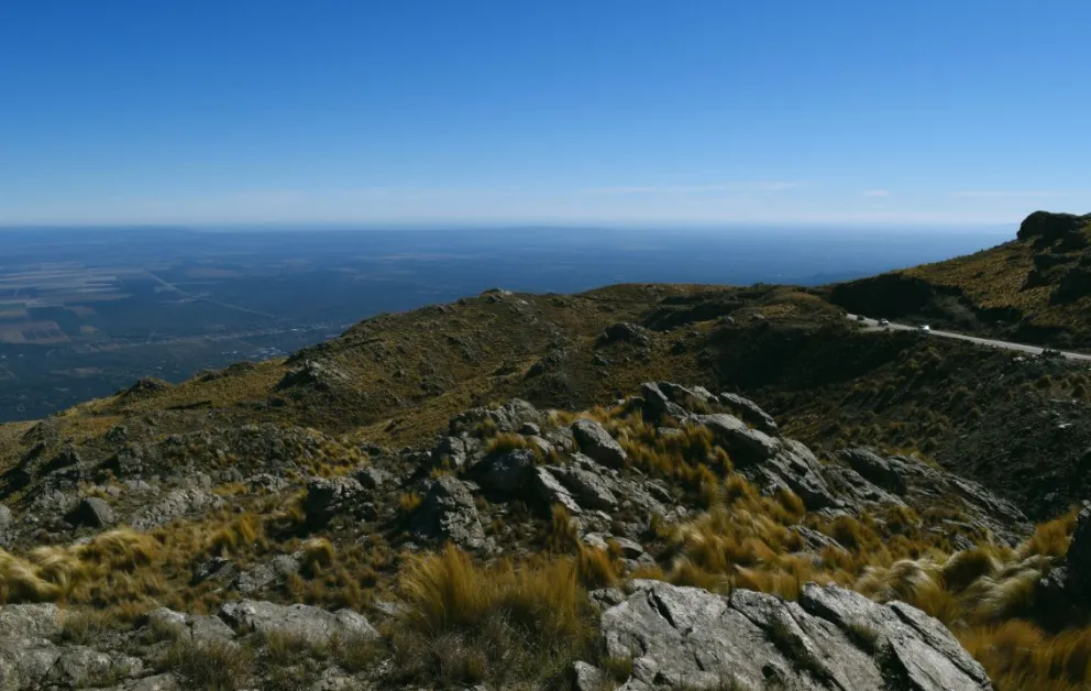 El pronóstico extendido sugiere que, si bien predominará el calor en gran parte del día, podrían registrarse lluvias aisladas.