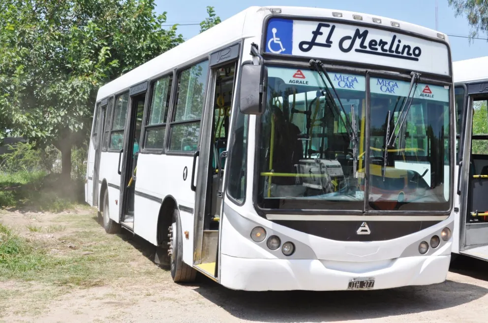 Usuarios y usuarias han expresado en varias oportunidades su preocupación por el mal estado de los colectivos, reportando deficiencias en la limpieza, mantenimiento y seguridad de las unidades.